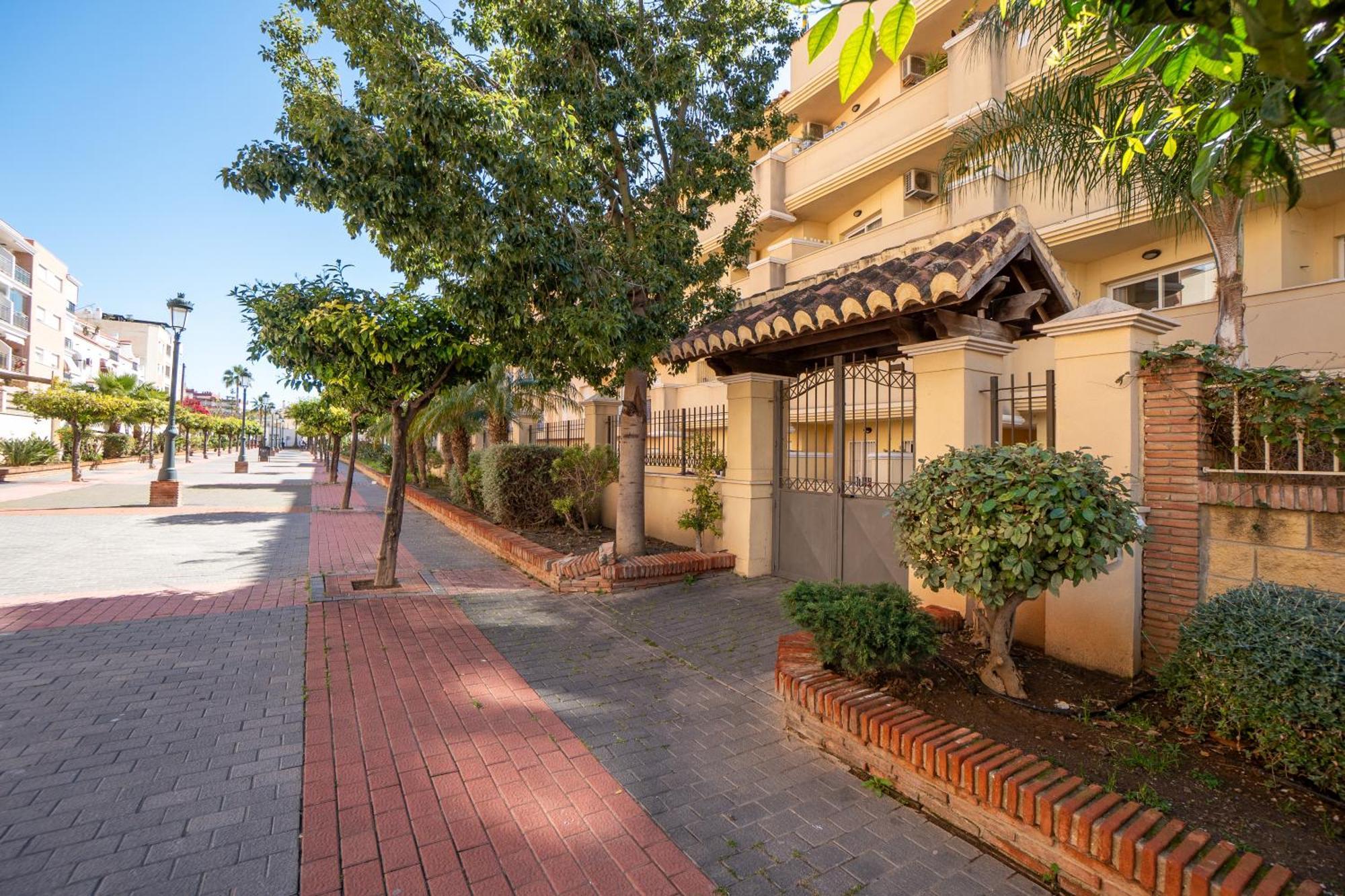 Ferienwohnung Neptuno 2C Menyber Nerja Exterior foto